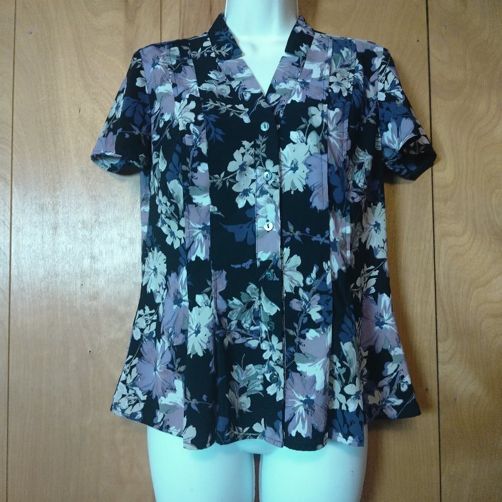 212 Collection Button Front Floral Blouse Short Sleeve Cottagecore Size XS